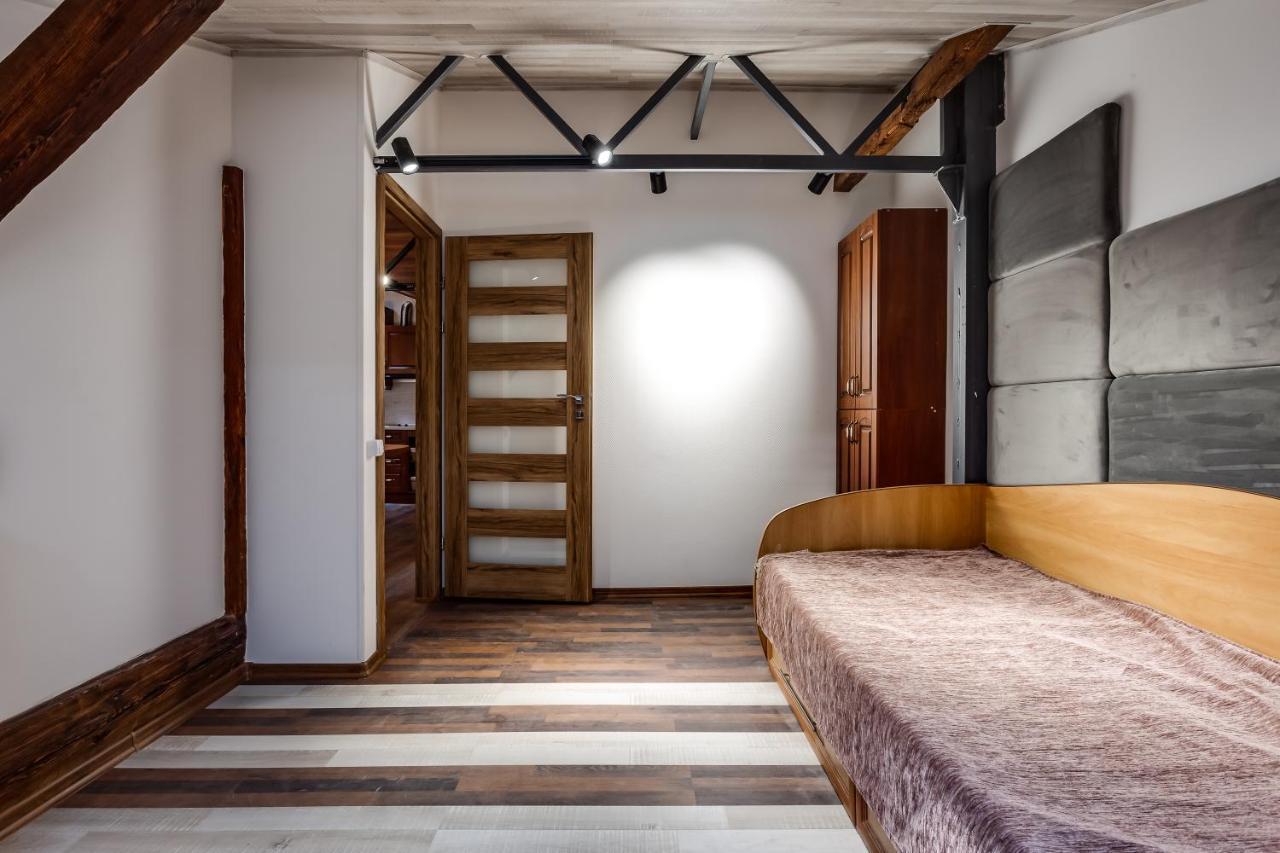 Four Bedrooms Apartment In The Heart Of Leópolis Exterior foto